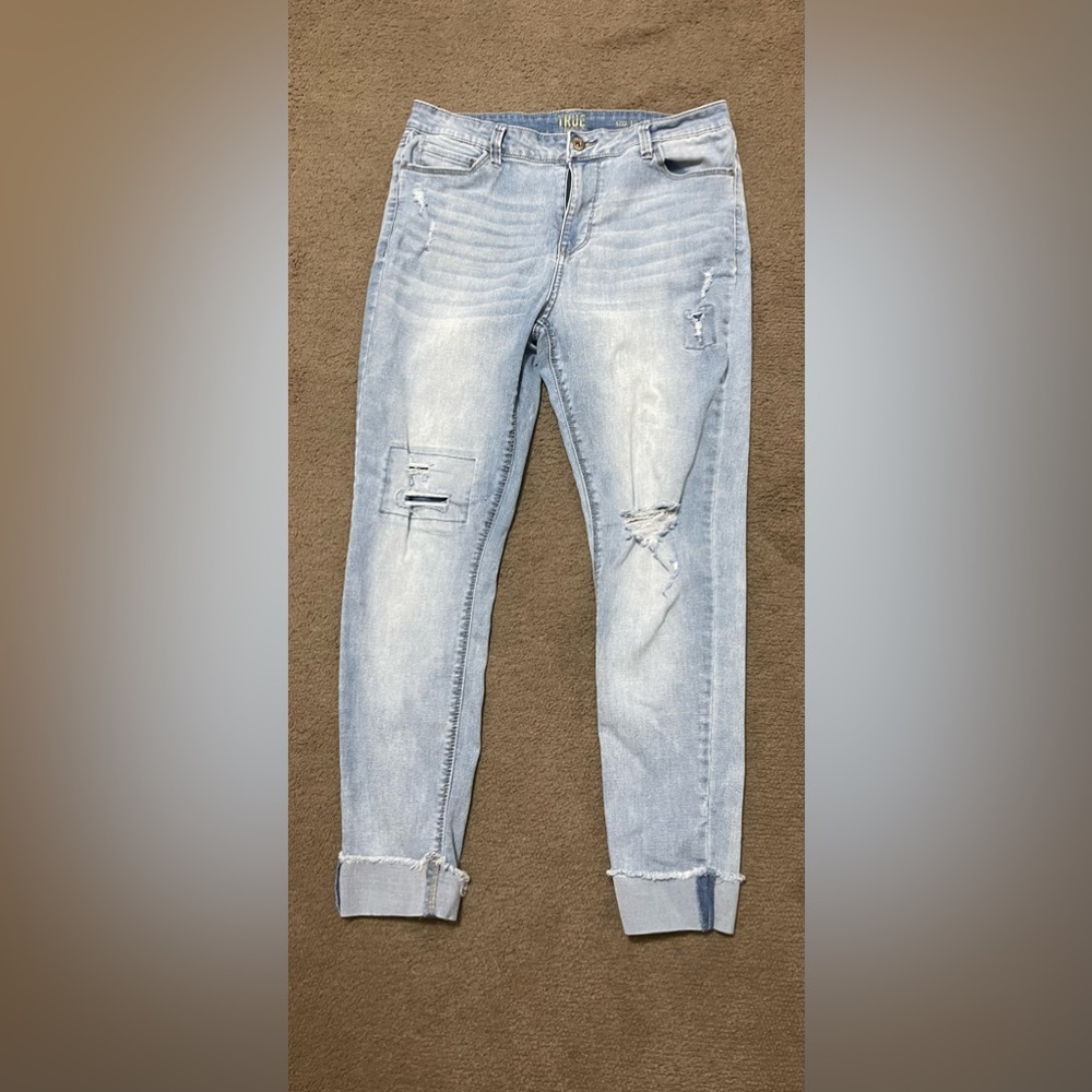 True Craft Size 13 Distressed Skinny blue Jeans